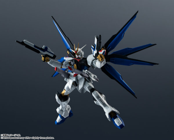 Gundam Universe GU-28 - ZGMF-X20A Strike Freedom Gundam 攻擊自由鋼彈：圖片 6