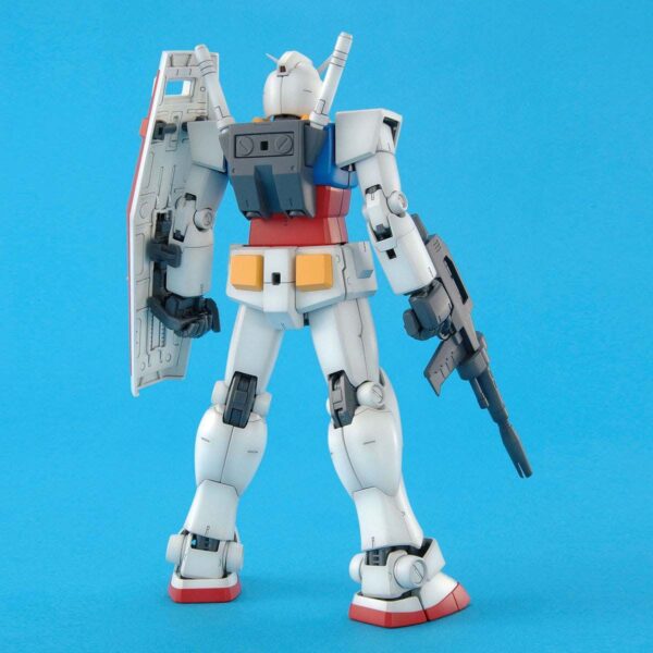 MG-111 - RX-78-2 Gundam Ver.2.0 (1/100) 鋼彈Ver.2.0：圖片 3