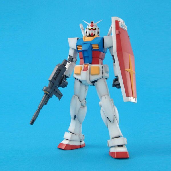 MG-111 - RX-78-2 Gundam Ver.2.0 (1/100) 鋼彈Ver.2.0：圖片 2