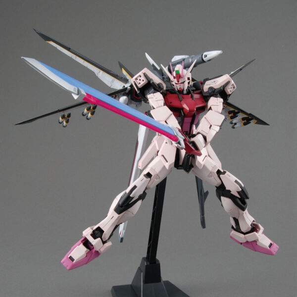 MG-173 - MBF-02+EW454F Strike Rouge+00Tori [鳳裝備] Ver.RM (1/100) 嫣紅攻擊鋼彈 鳳裝備Ver.RM：圖片 3