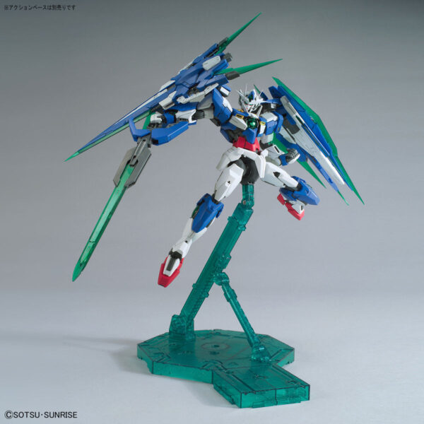 MG-205 - 00 Qan[T] Full Saber (1/100) 00量子型 全刃式：圖片 11