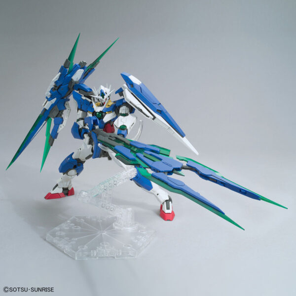 MG-205 - 00 Qan[T] Full Saber (1/100) 00量子型 全刃式：圖片 7