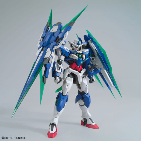 MG-205 - 00 Qan[T] Full Saber (1/100) 00量子型 全刃式：圖片 2