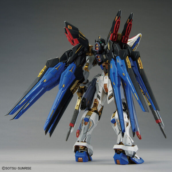 MGEX-02 Strike Freedom Gundam (1/100) 攻擊自由鋼彈：圖片 3