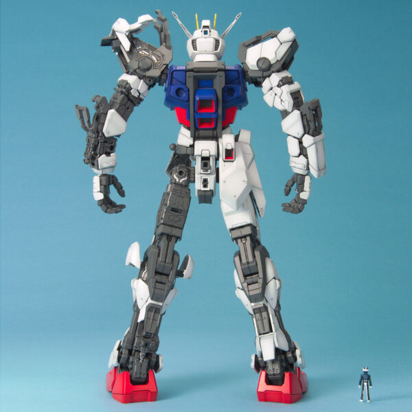 PG GAT-X105 Strike Gundam (1/60) 攻擊鋼彈：圖片 5