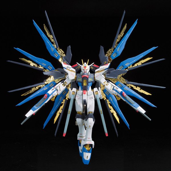 RG-014 - ZGMF-X20A Strike Freedom Gundam (1/144) 攻擊自由鋼彈：圖片 4