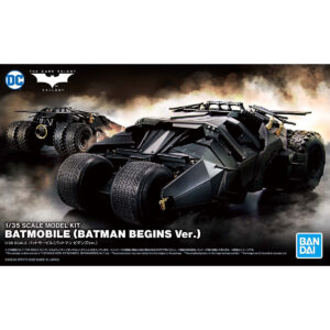 Batmobile [Batman Begins Ver.] (1/35) 蝙蝠車 [開戰時刻Ver.]