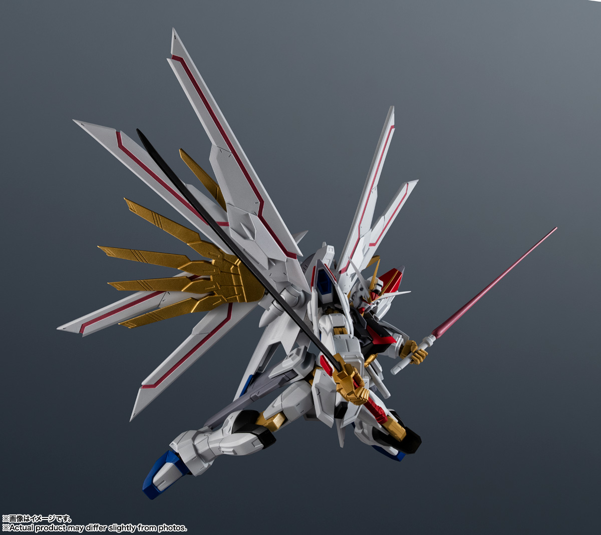 Gundam Universe GU-48 - ZGMF/A-262PD-P Mighty Strike Freedom Gundam 全能攻擊自由鋼彈:圖片 6