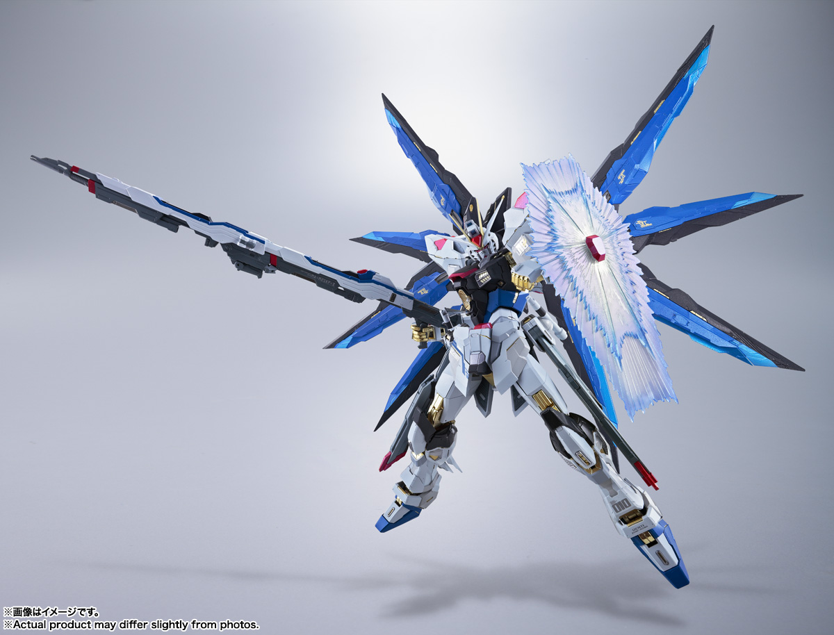 Metal Build – ZGMF-X20A Strike Freedom Gundam [Revival Ver.] 攻擊